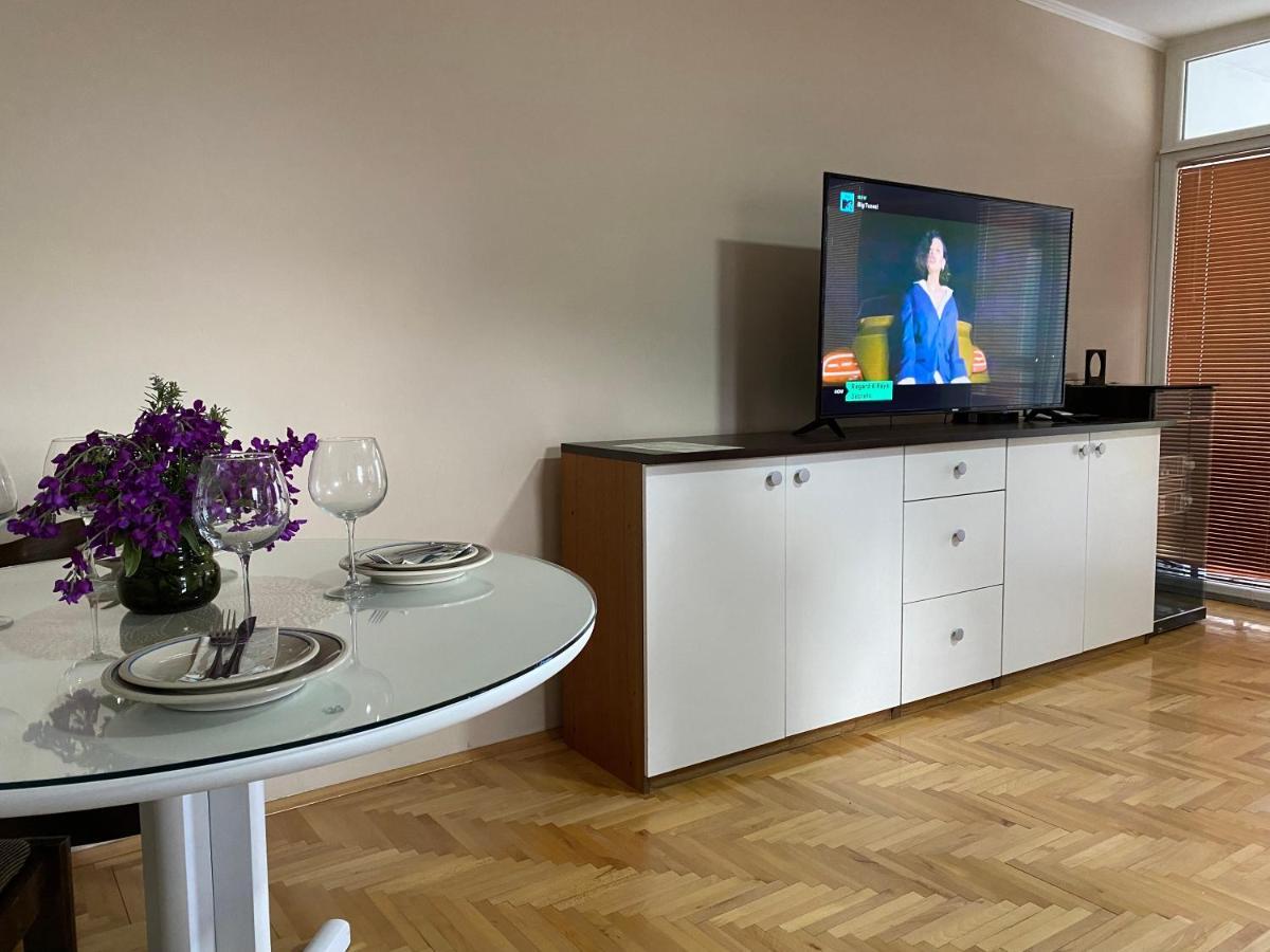 Sis 2 Bedroom 2 Bath With Free Parking In Ohrid Exterior photo